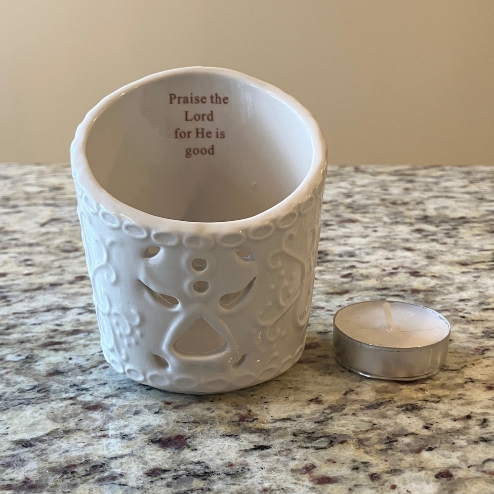 Ceramic Asymmetrical Tealight Candle Holder Praise the Lord for He Is Good